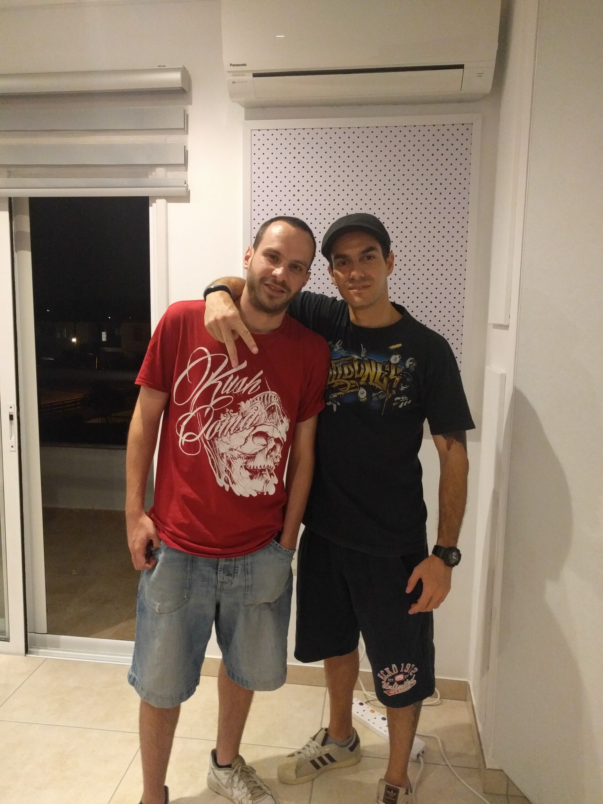 29/08/2016 – Logos Apeilh at Periplaniseis